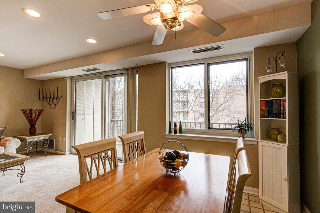 1655 OAKWOOD DRIVE Unit: CONDO 403