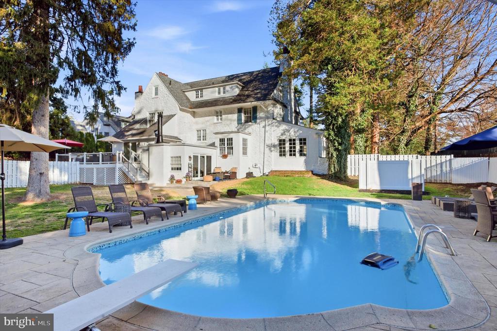 305 WISTER ROAD