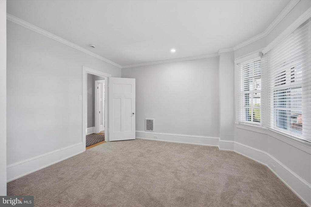 305 WISTER ROAD