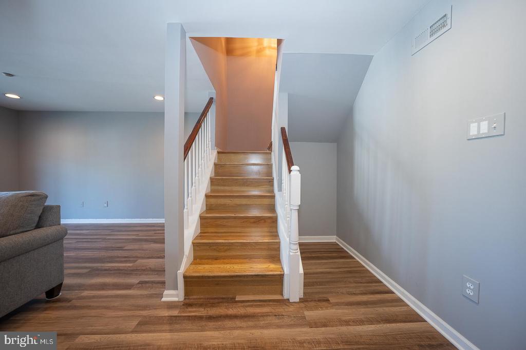 234 LOOKOUT PLACE