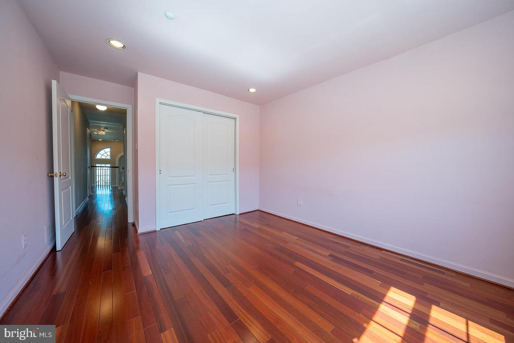 234 LOOKOUT PLACE