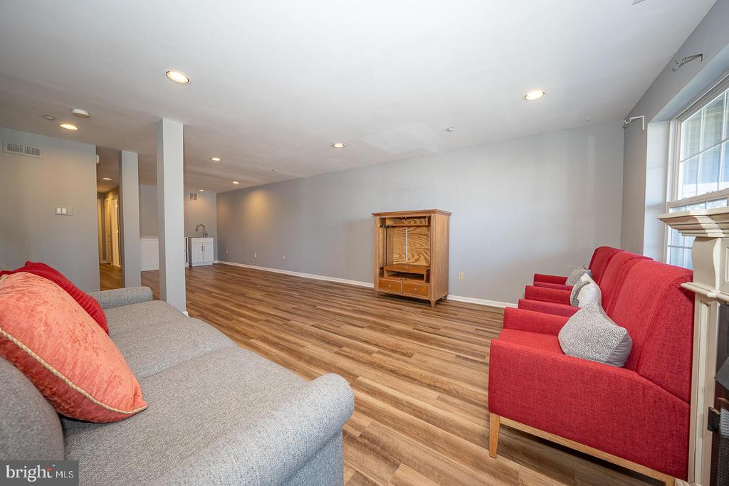 234 LOOKOUT PLACE