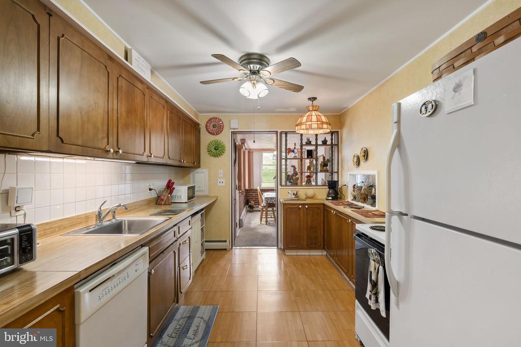 2940 STONEY CREEK ROAD