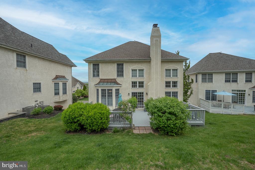 1109 RIVERVIEW LANE