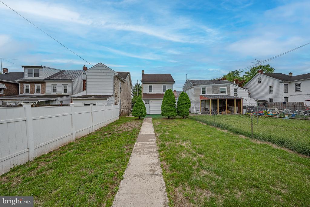 431 CHERRY STREET