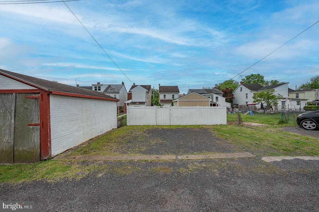 431 CHERRY STREET