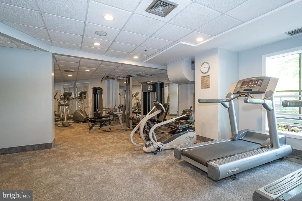 1600 HAGYS FORD ROAD Unit: 7-O