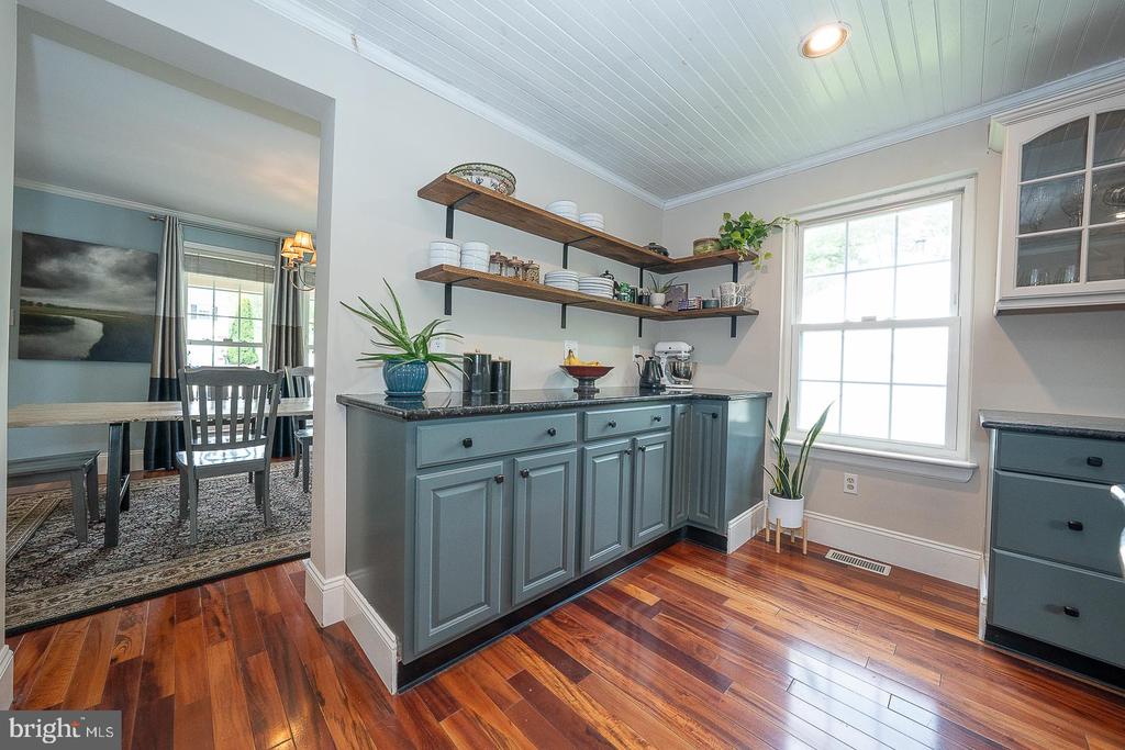3 IROQUOIS DRIVE