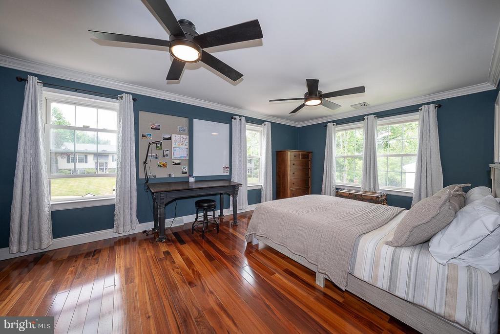 3 IROQUOIS DRIVE