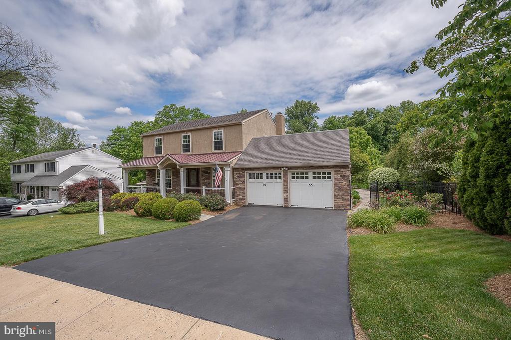 3 IROQUOIS DRIVE