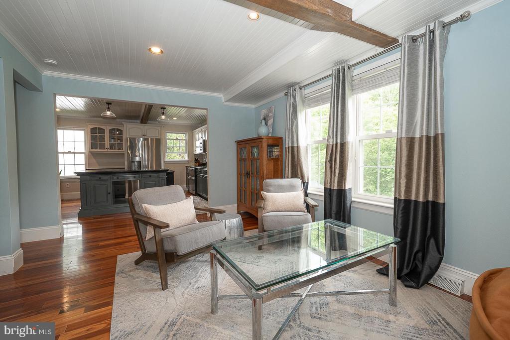 3 IROQUOIS DRIVE