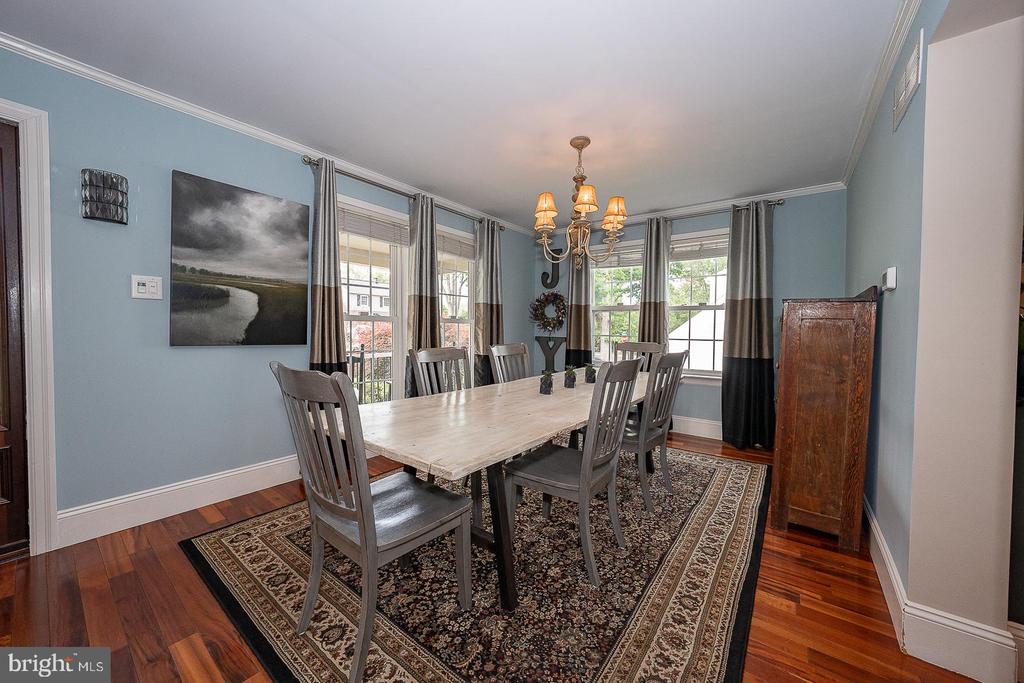 3 IROQUOIS DRIVE