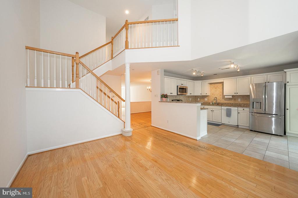 112 LEMONTON WAY