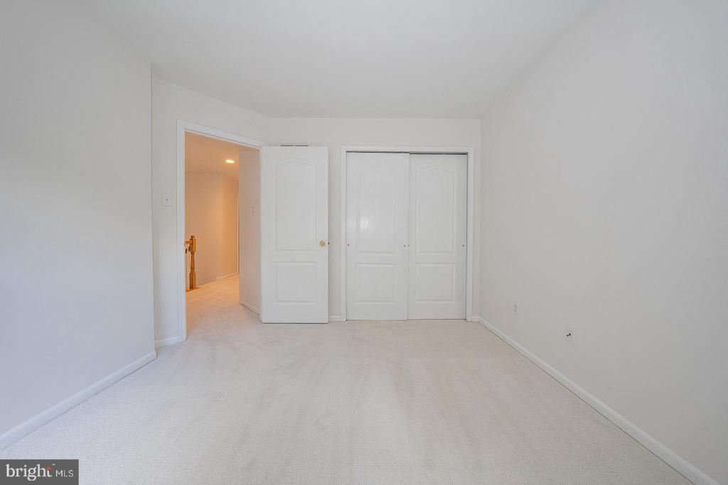 112 LEMONTON WAY