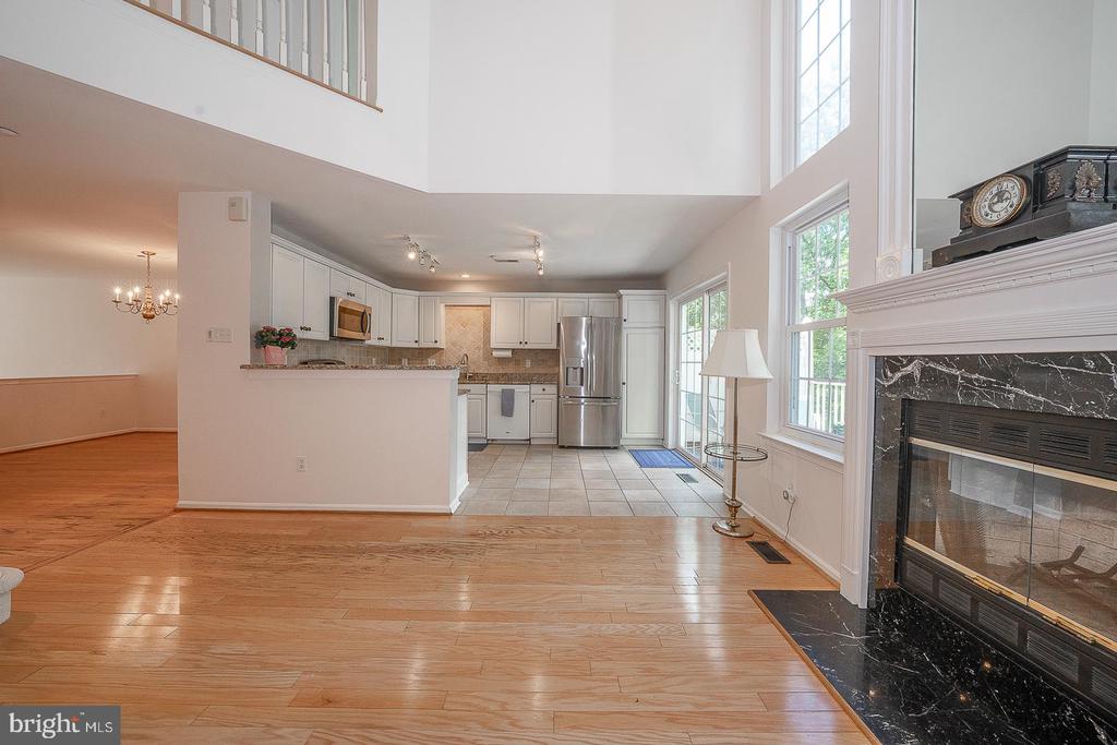 112 LEMONTON WAY