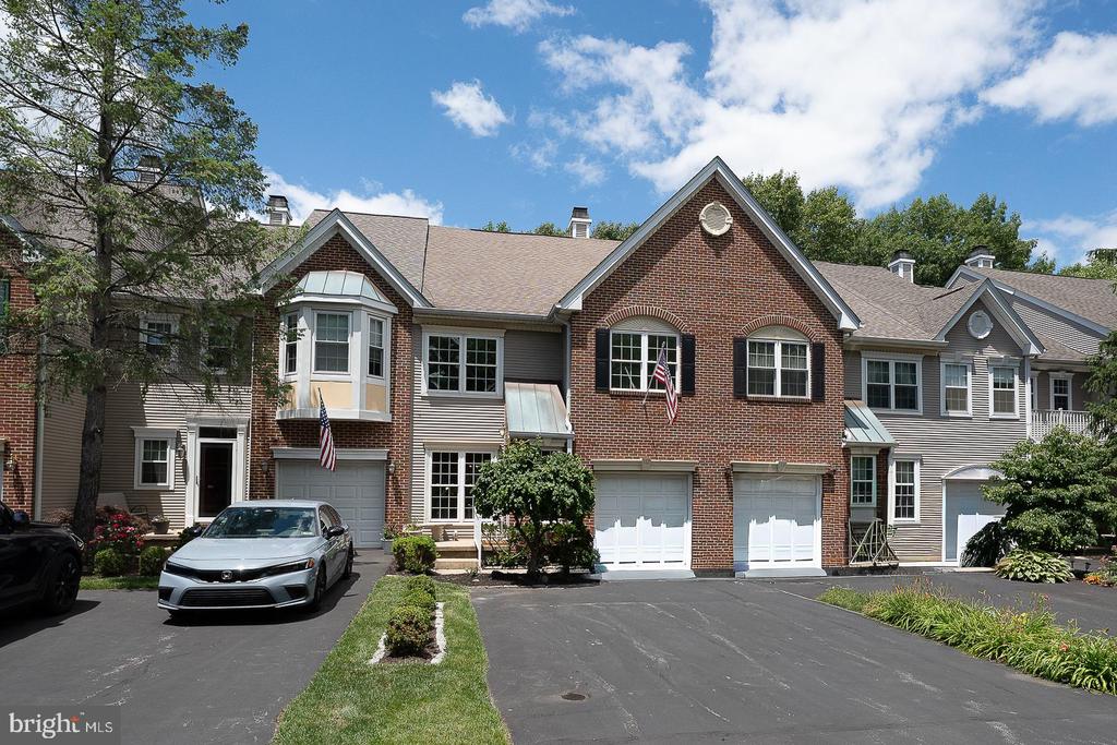 112 LEMONTON WAY