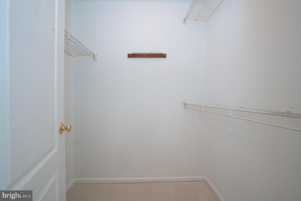 112 LEMONTON WAY