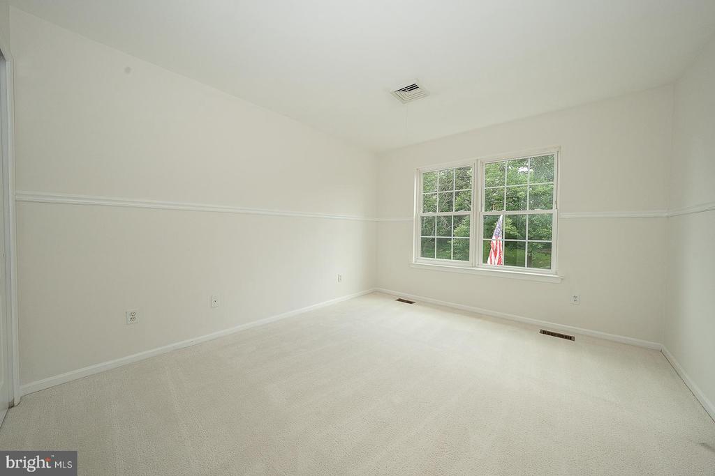 112 LEMONTON WAY