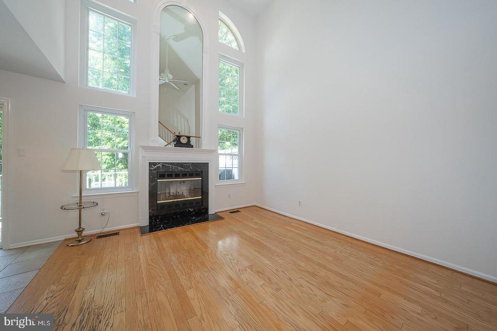 112 LEMONTON WAY