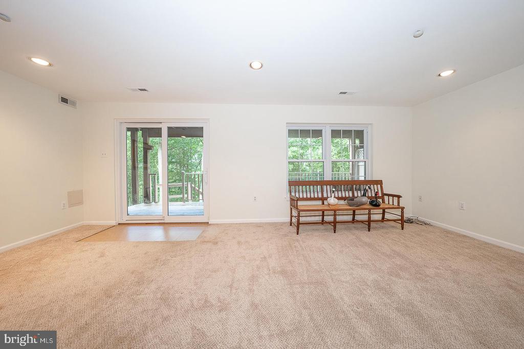 112 LEMONTON WAY