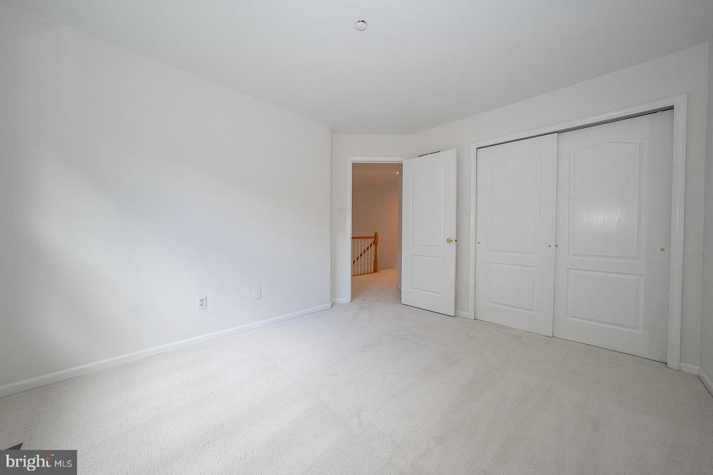 112 LEMONTON WAY