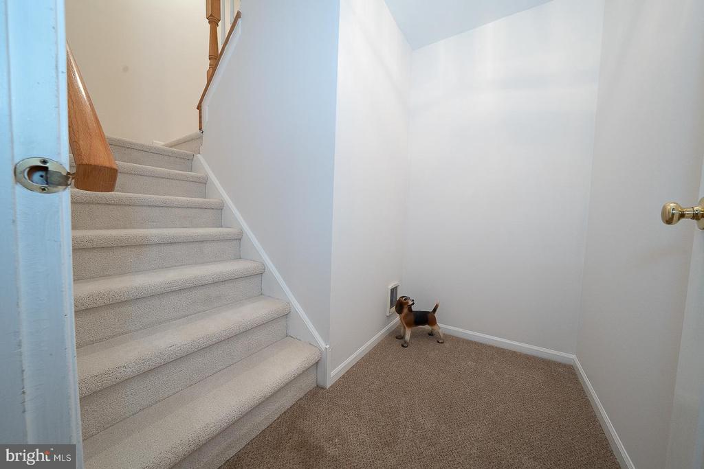 112 LEMONTON WAY
