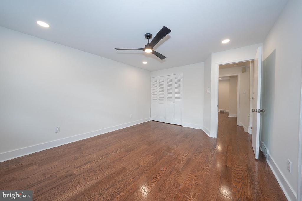 15 LLANFAIR ROAD Unit: A