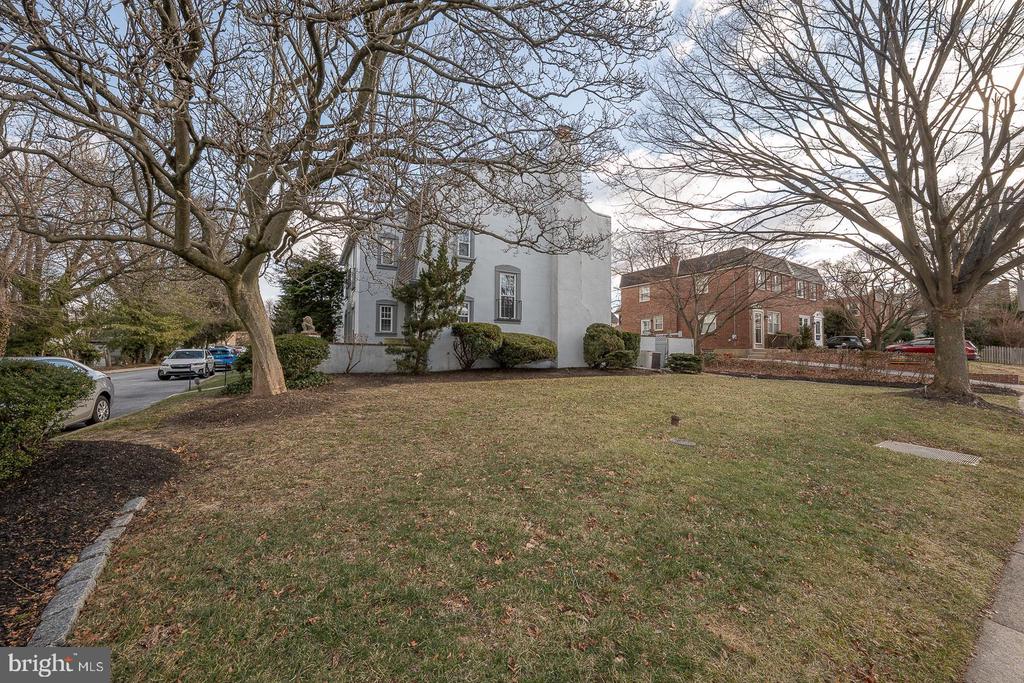 15 LLANFAIR ROAD Unit: A