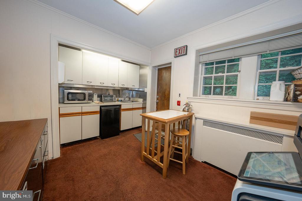 40 ROCK HILL ROAD