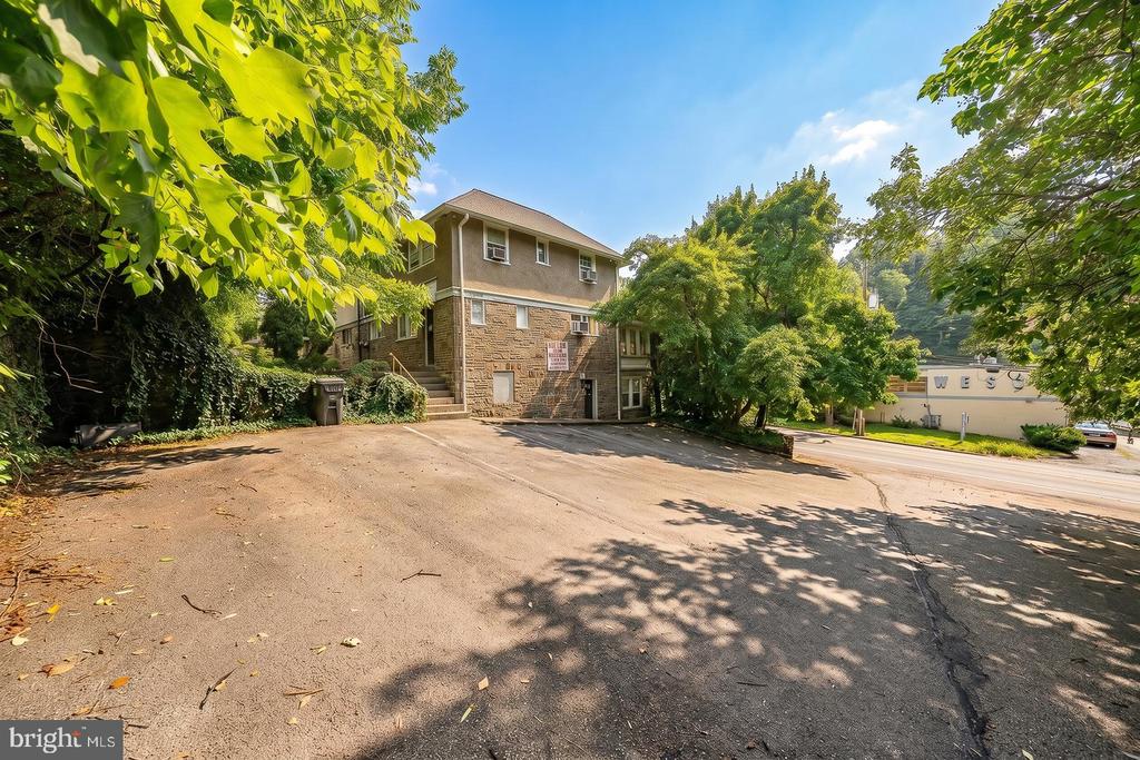 40 ROCK HILL ROAD