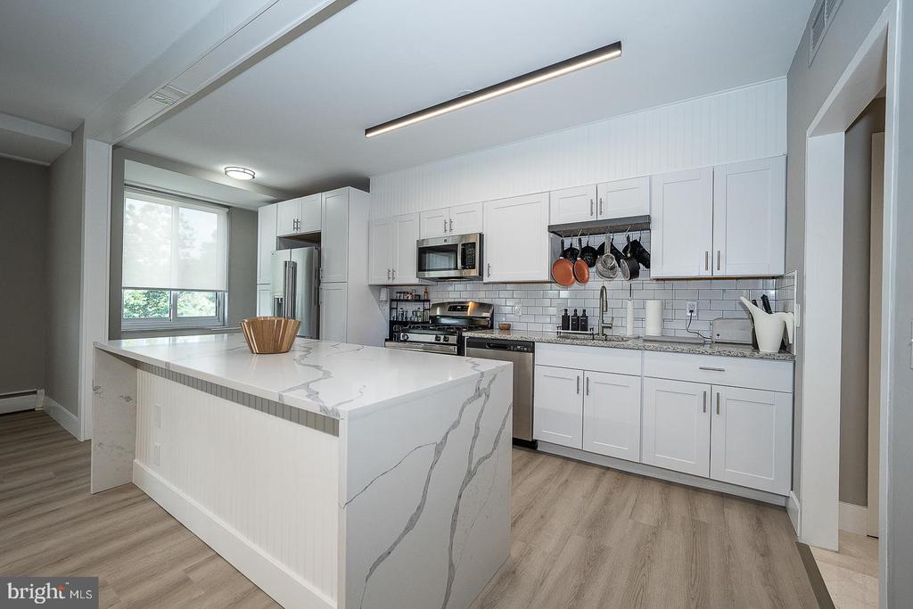 191 PRESIDENTIAL BOULEVARD Unit: R-505