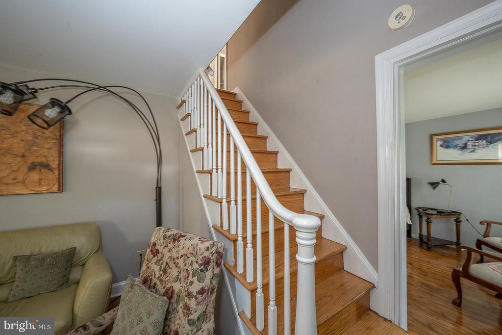 452 ROCK GLEN DRIVE