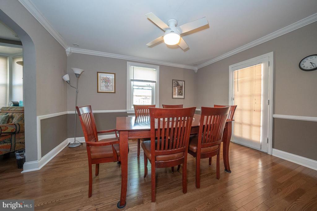 452 ROCK GLEN DRIVE