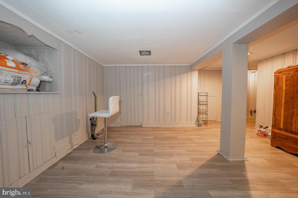 452 ROCK GLEN DRIVE