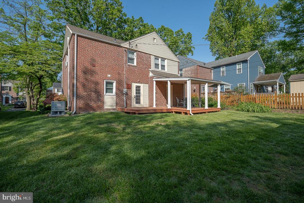 452 ROCK GLEN DRIVE