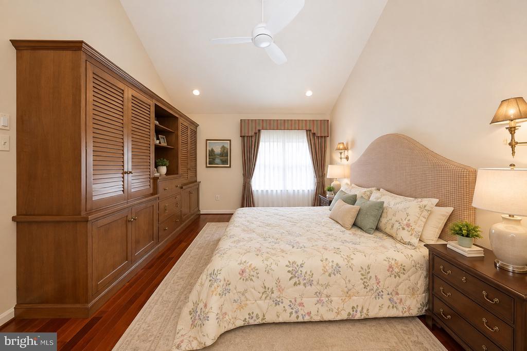 234 LOOKOUT PLACE