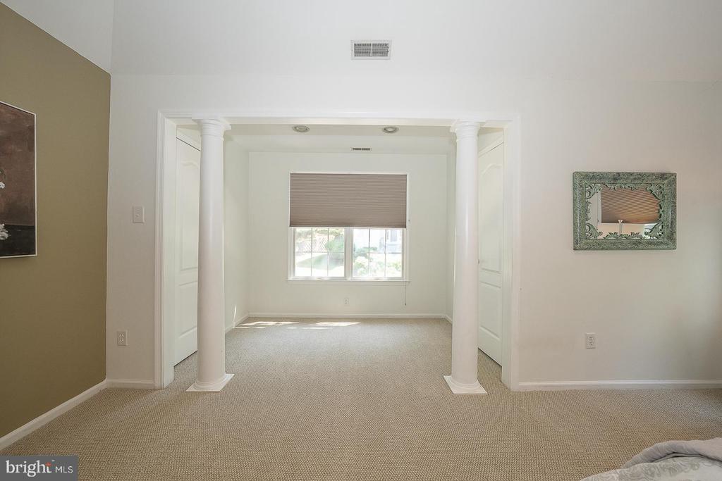 412 MERION HILL LANE