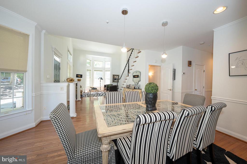 412 MERION HILL LANE
