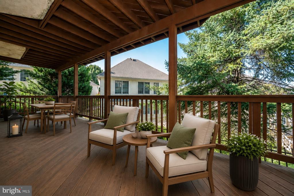 412 MERION HILL LANE