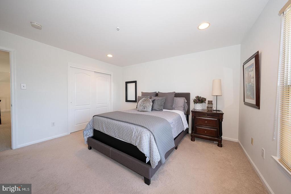 412 MERION HILL LANE