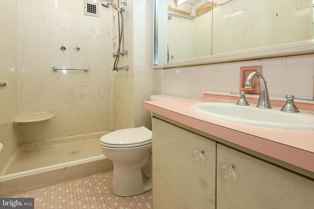 1001 CITY AVENUE Unit: E-405