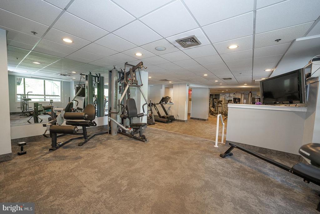 1600 HAGYS FORD ROAD Unit: 6-E