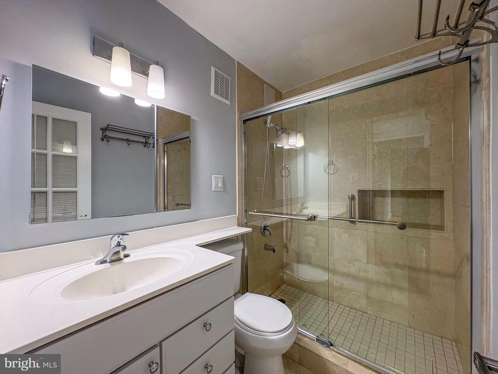 1600 HAGYS FORD ROAD Unit: 6-E