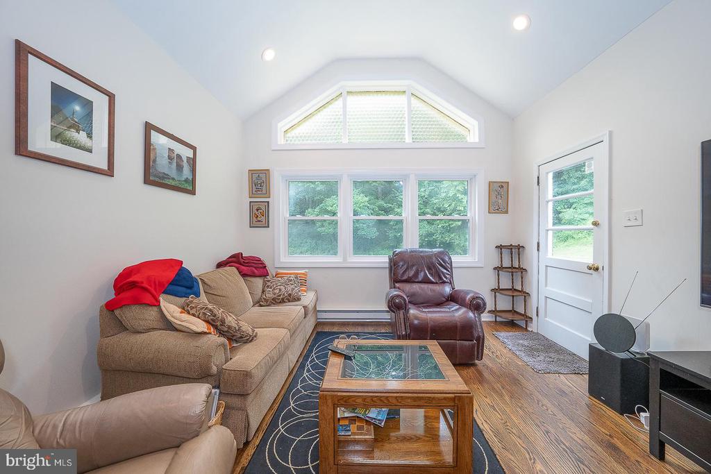 528 SPRAGUE ROAD