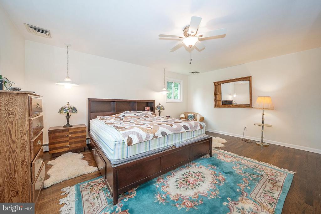 528 SPRAGUE ROAD