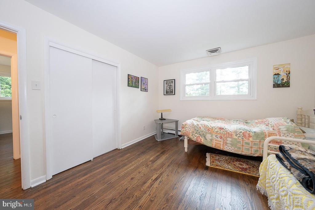 528 SPRAGUE ROAD
