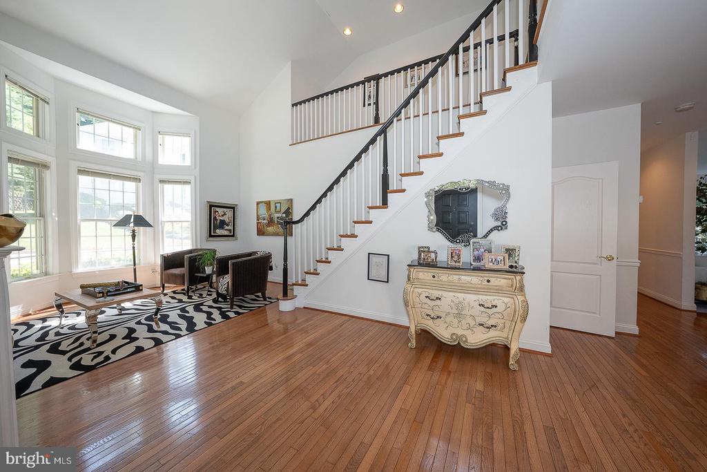 412 MERION HILL LANE