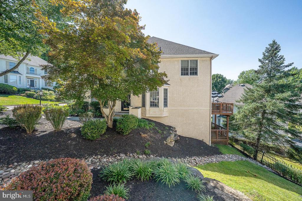 412 MERION HILL LANE