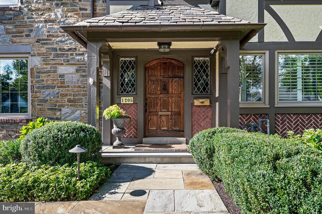 1205 ANDOVER ROAD