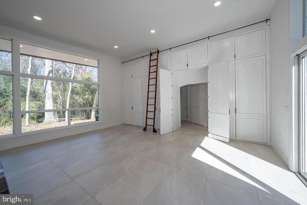 39 FAIRVIEW ROAD